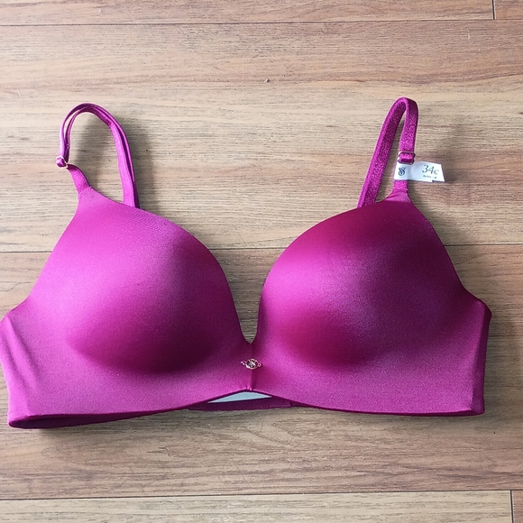 NWT Victoria's Secret Very Sexy
Smooth Wireless Push-Up Bra- FRESH JAM - Picture 3 of 4